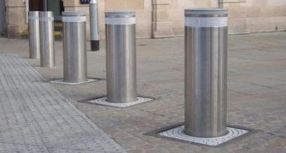 Product-Page-Features-Image-Hydraulic-Bollard-01